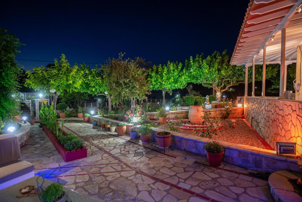Rock Garden Villa Marantochori Ngoại thất bức ảnh