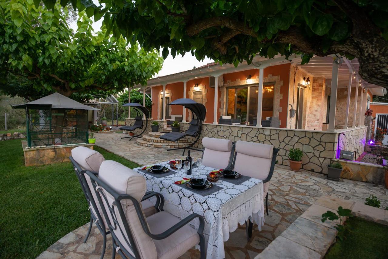Rock Garden Villa Marantochori Ngoại thất bức ảnh