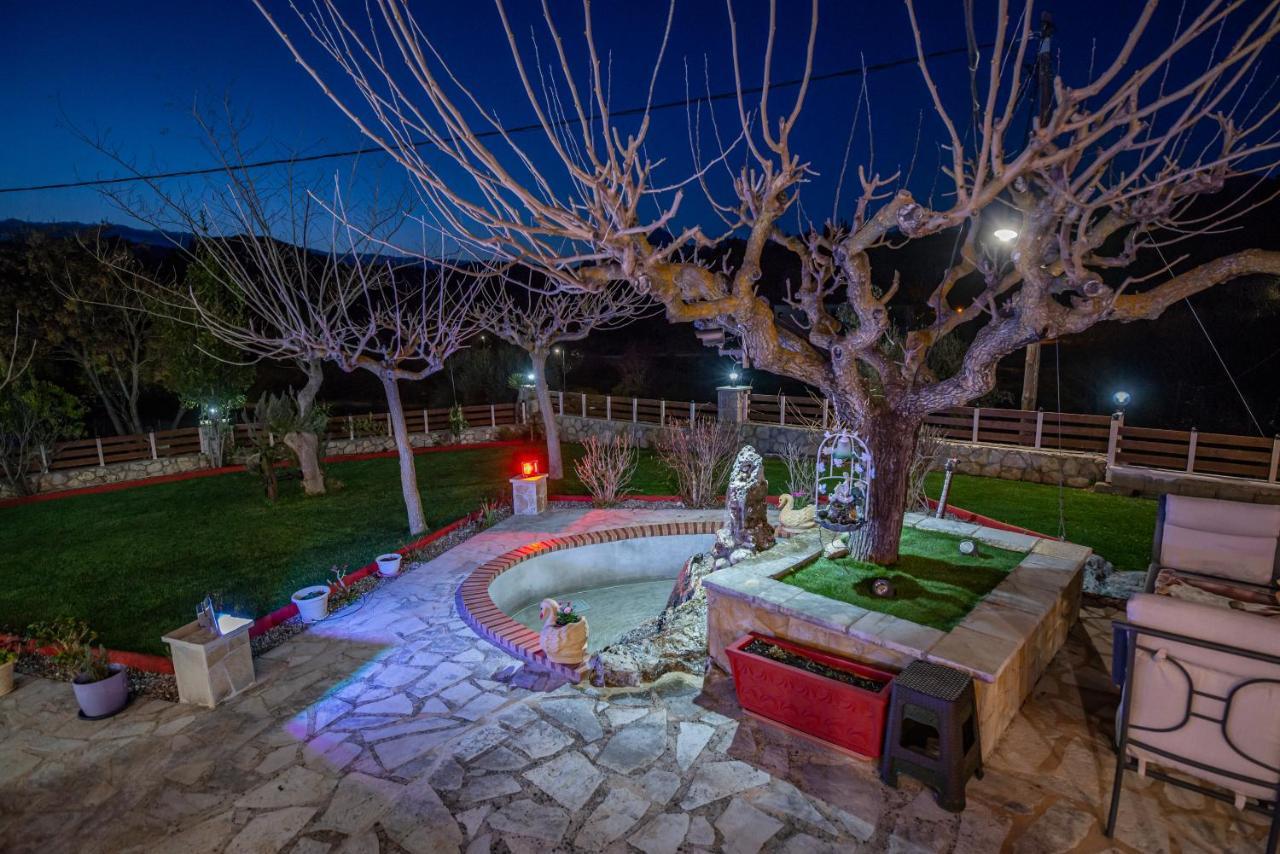 Rock Garden Villa Marantochori Ngoại thất bức ảnh