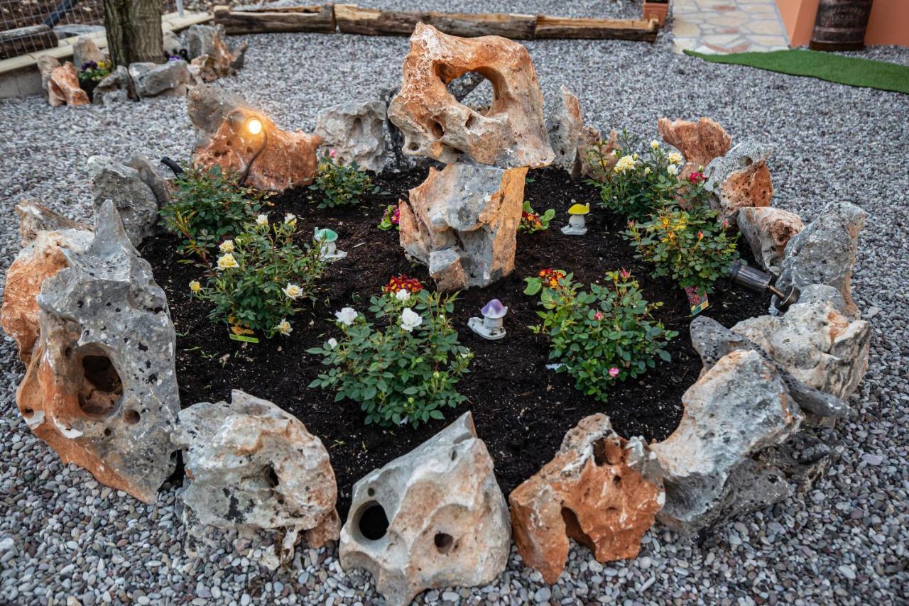 Rock Garden Villa Marantochori Ngoại thất bức ảnh