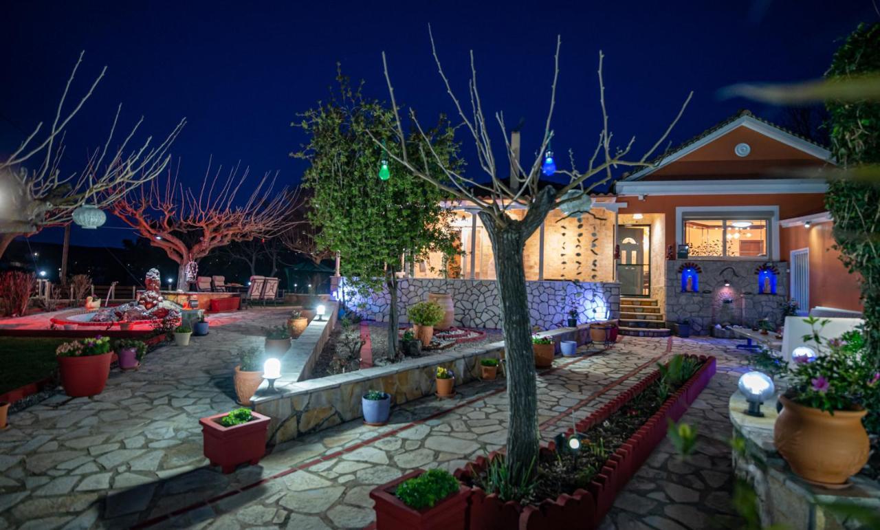 Rock Garden Villa Marantochori Ngoại thất bức ảnh